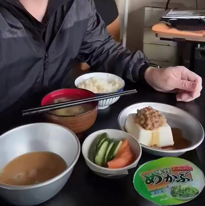 納豆・めかぶ・卵・豆腐